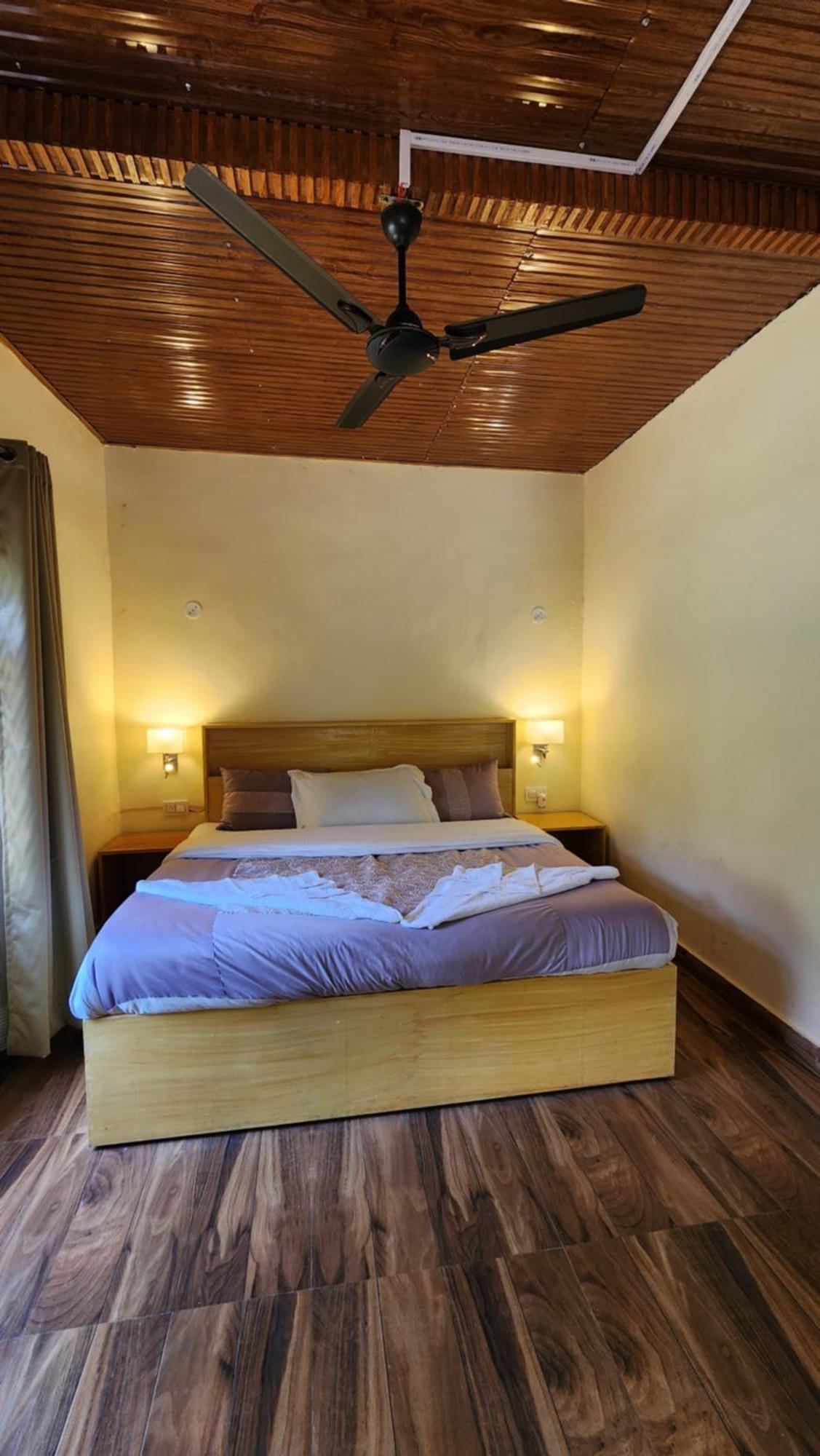 Namlang Resort Bīr Eksteriør billede