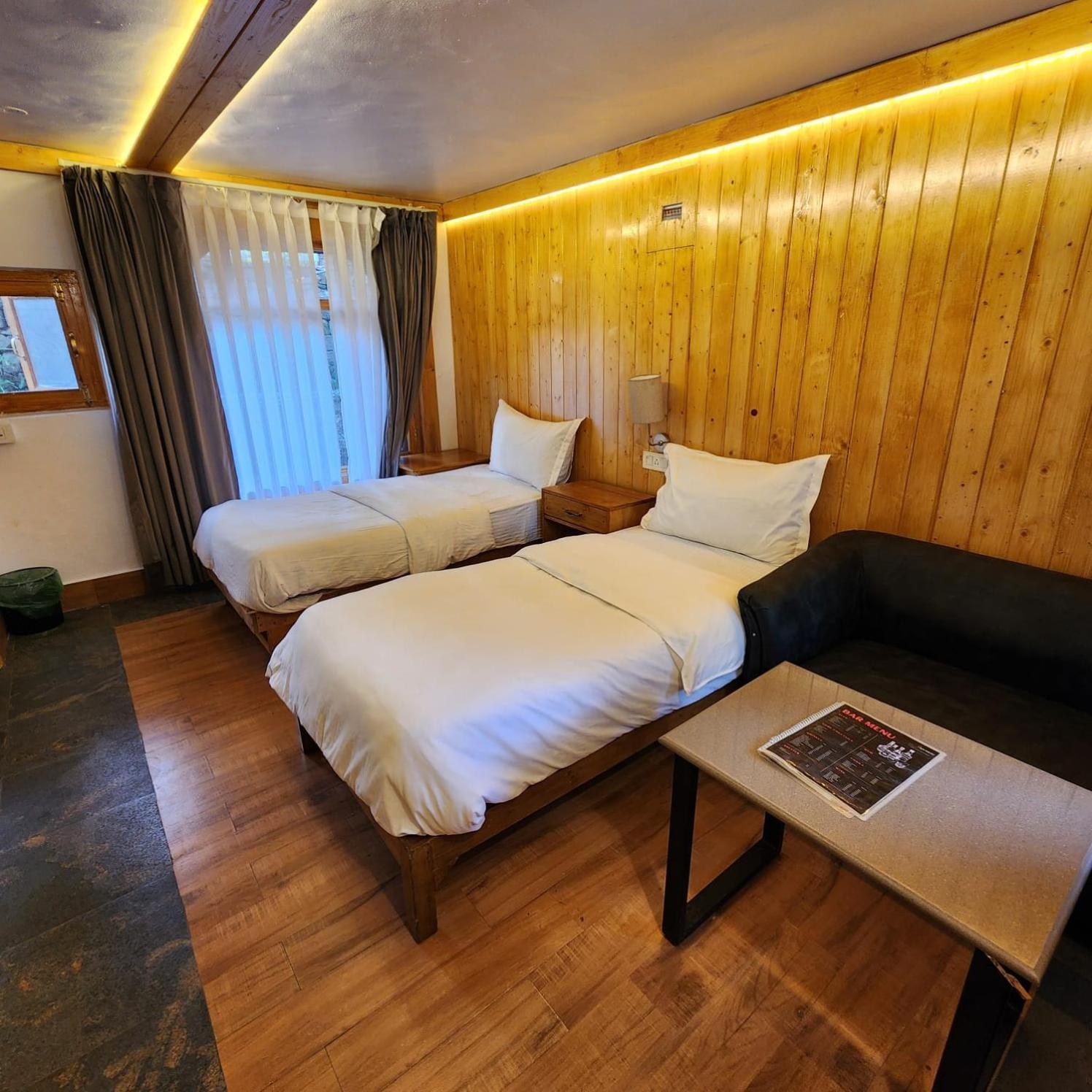 Namlang Resort Bīr Eksteriør billede