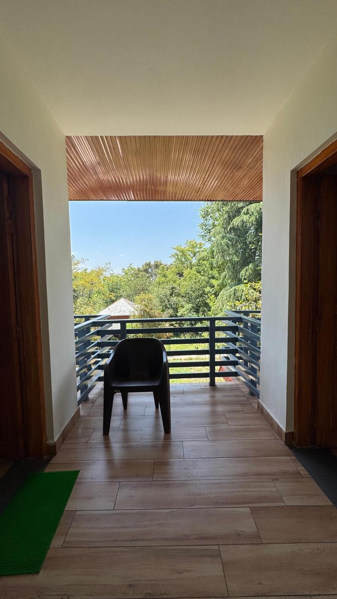Namlang Resort Bīr Eksteriør billede